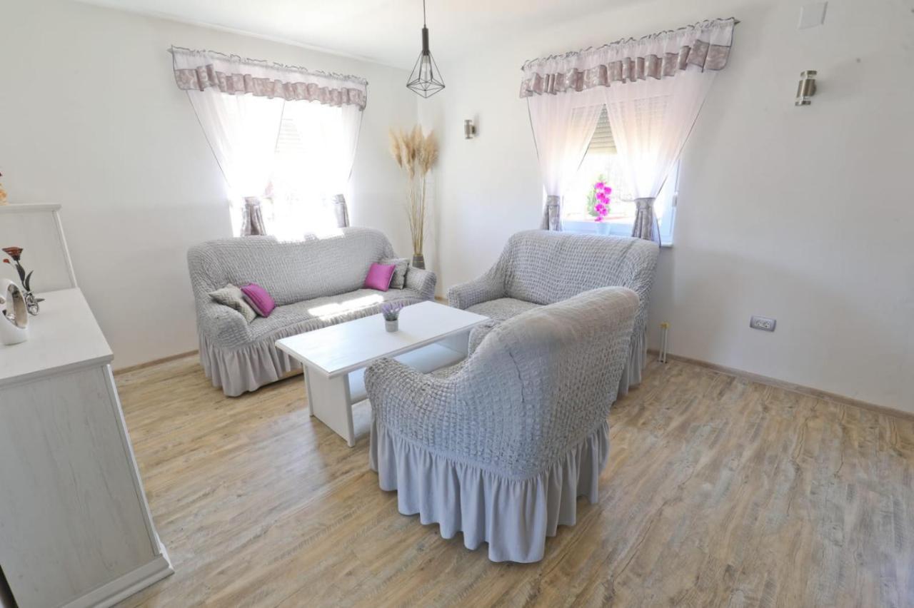 Apartman Teo &Tena Otočac Dış mekan fotoğraf