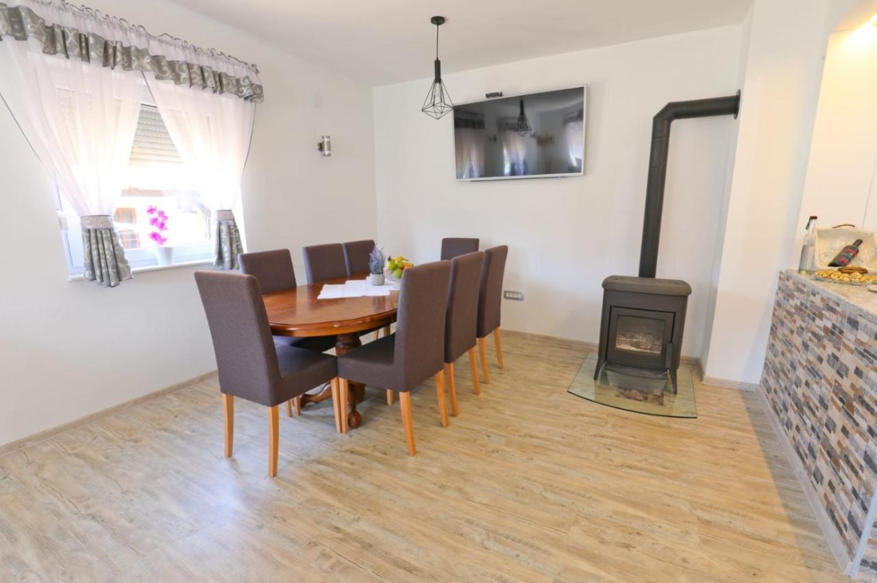 Apartman Teo &Tena Otočac Dış mekan fotoğraf